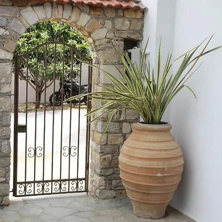 Despoina アパート