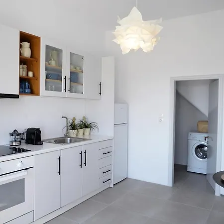 Despoina アパート